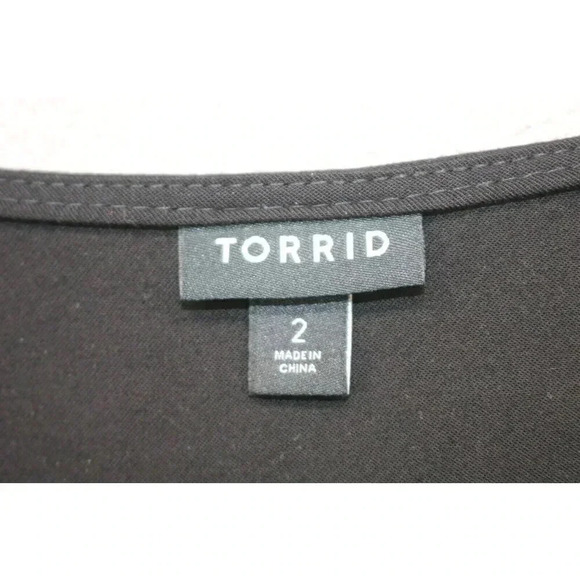 Torrid Black Long Sleeve Faux Button Up Tunic Top-Size 2 or 2X - Picture 3 of 8